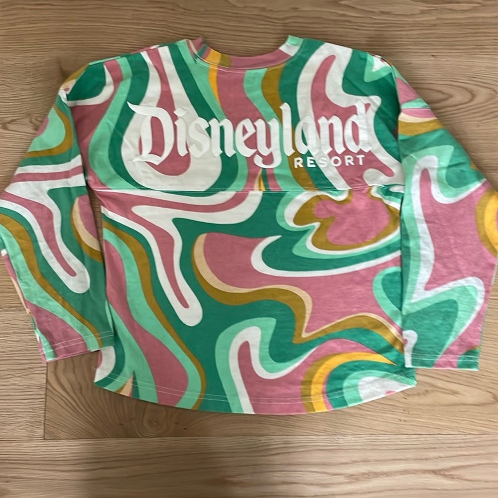 Long-sleeved Disneyland Resort shirt